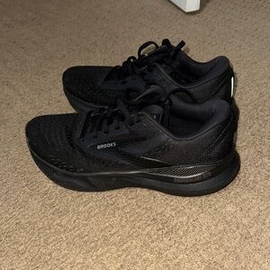 Brooks Men's All-Black Athletic Shoes